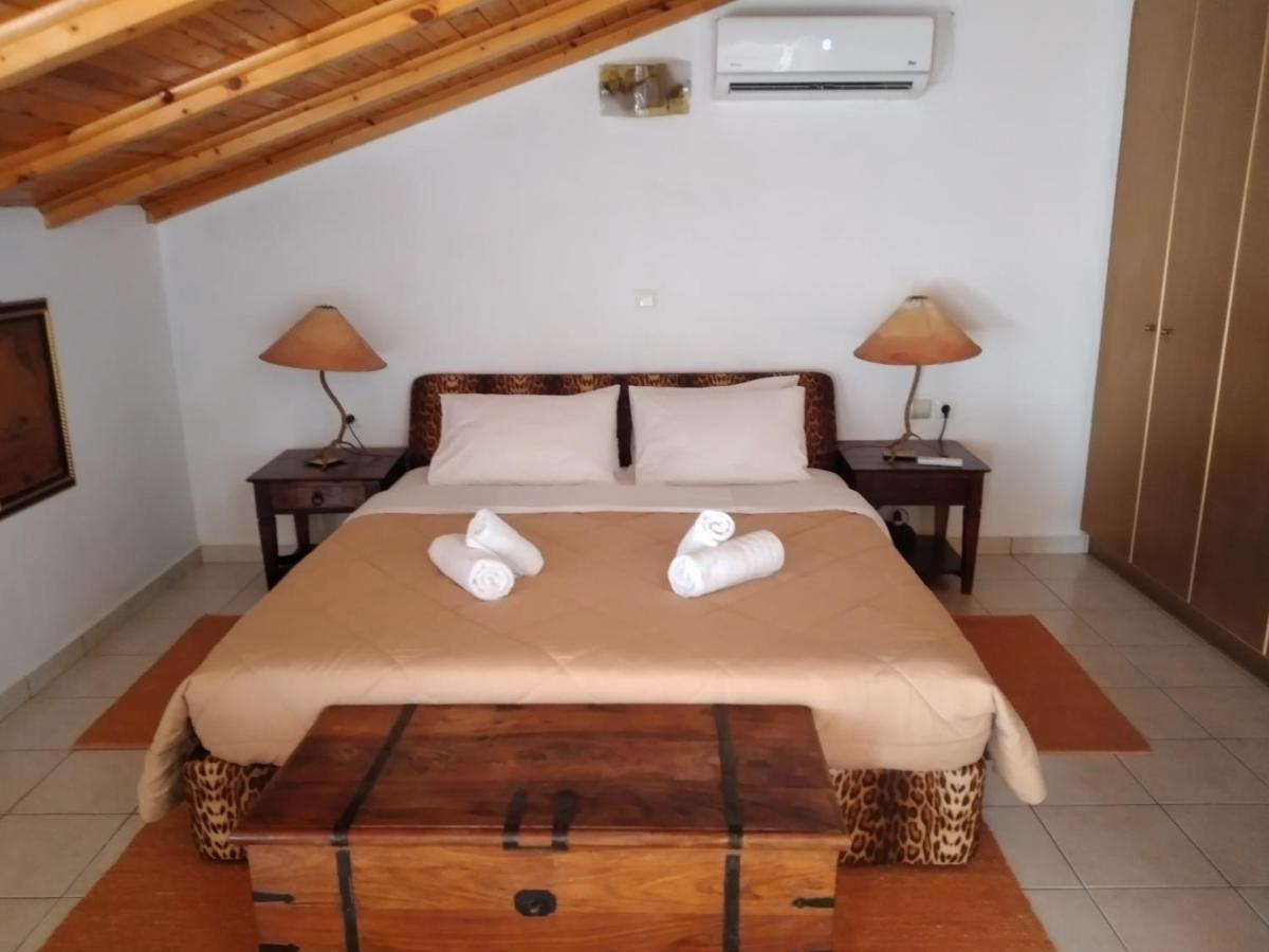 Angelos Sweet Home & 2 Bathrooms นาฟปลิโอ ภายนอก รูปภาพ